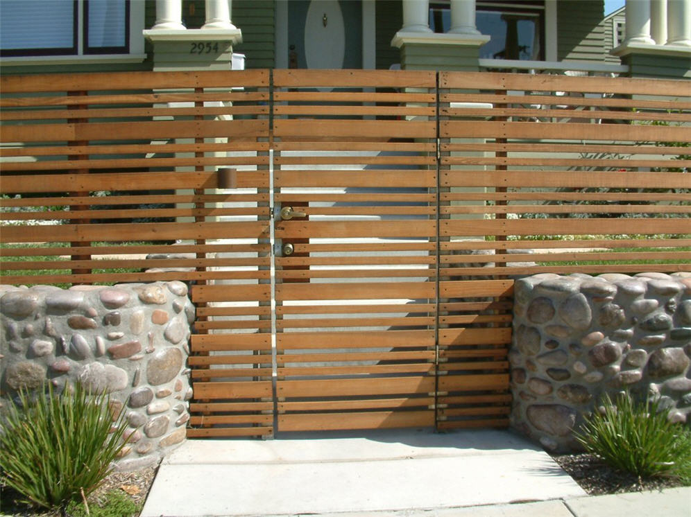 Side Slatted Fence